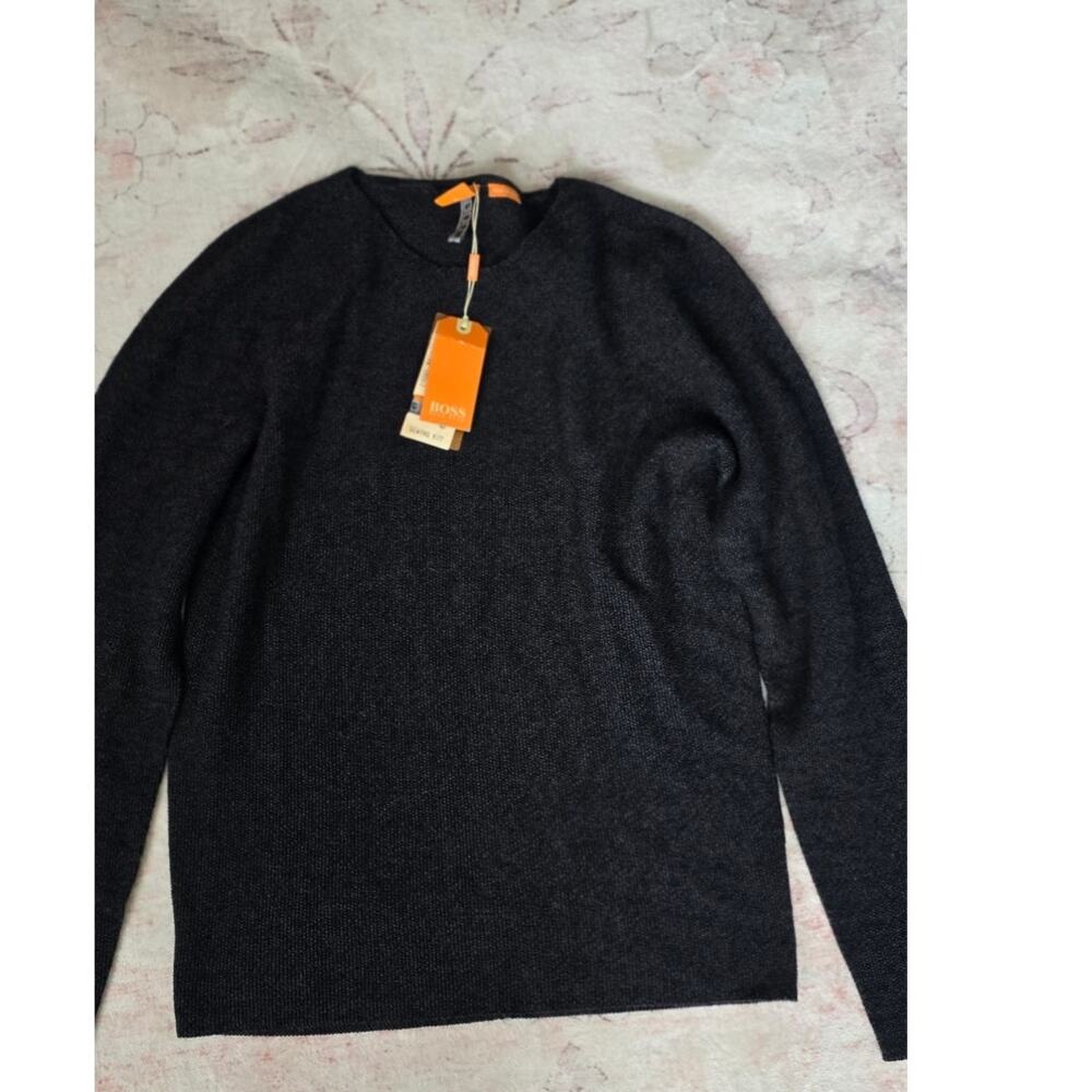 One of a kind Boss AG Wool Championship Pullover, NWT Size Large - Picture 3 of 12